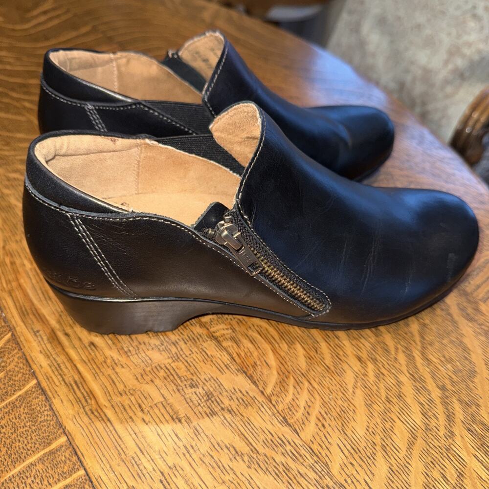 Taos Daily Women’s black leather ankle boots Size 7.5 Excellent Condition - Picture 7 of 16